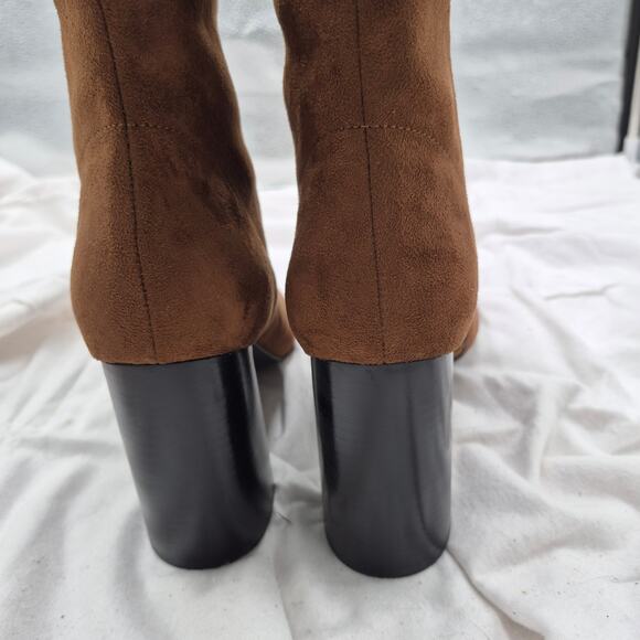 NEW Jeffrey Campbell Siren Bootie in a brown suede finish size 11 - Picture 6 of 8